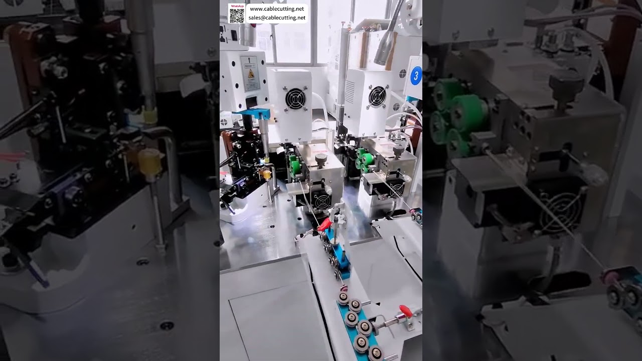 Machine de sertissage double fil à double tête pour faisceaux automobiles - Haute performance et précision