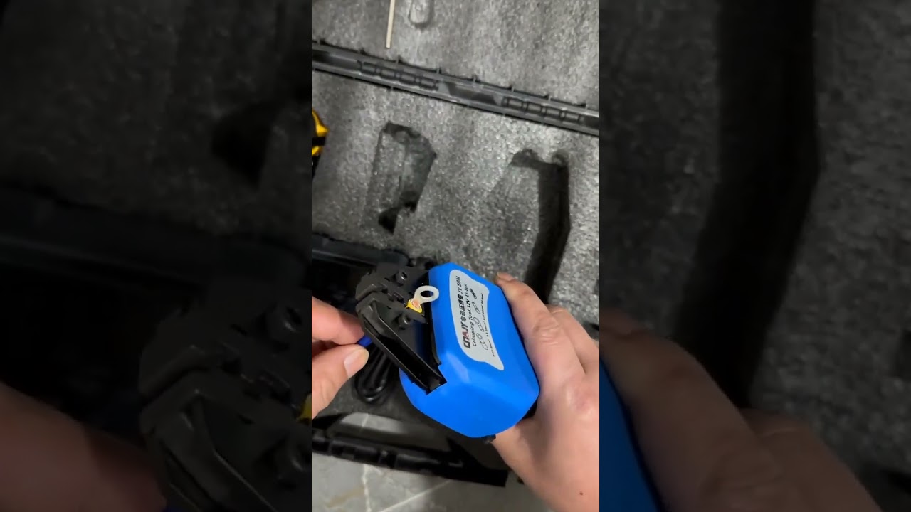 Marre du sertissage manuel ? Découvrez notre pince à sertir sans fil à batterie lithium #usine #machine