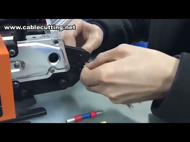 Machine à sertir pneumatique, outil de sertissage de câbles à air comprimé, équipement d'usine