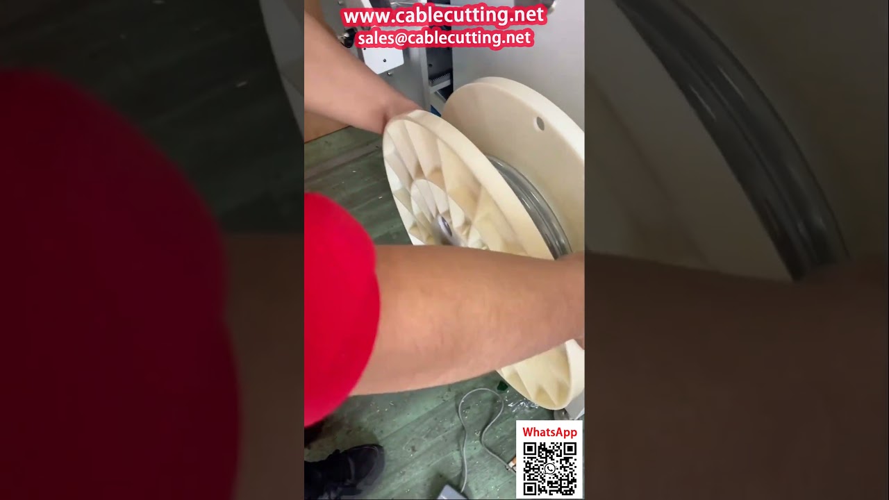 Machine d'enroulement et comptage pour tuyau PVC sur bobine plate - Automatisation efficace