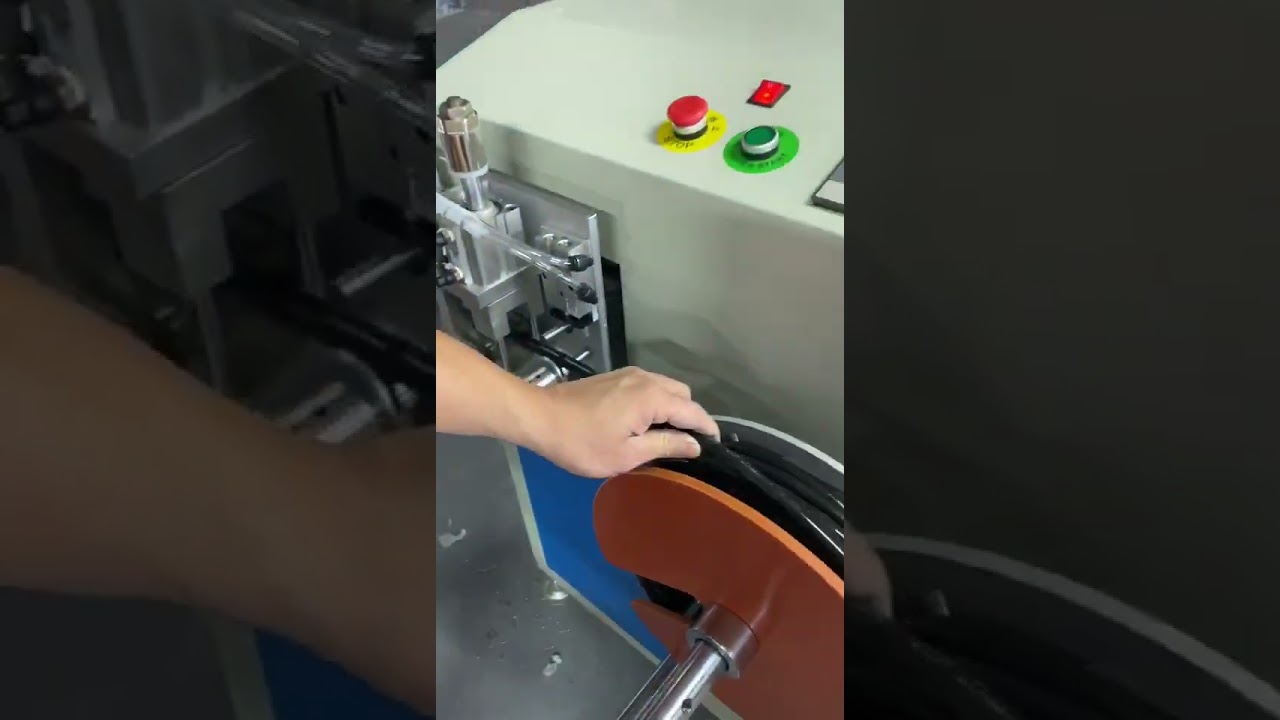 Machine d'enroulage de câble avec compteur de mètres WPM-40-80 : Enroulage, liage et coupe automatique