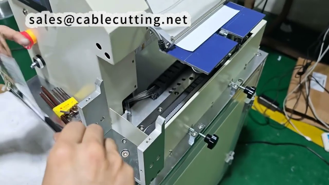 Machine d'étiquetage pliable pour câbles - Étiquettes XXL 200x100mm