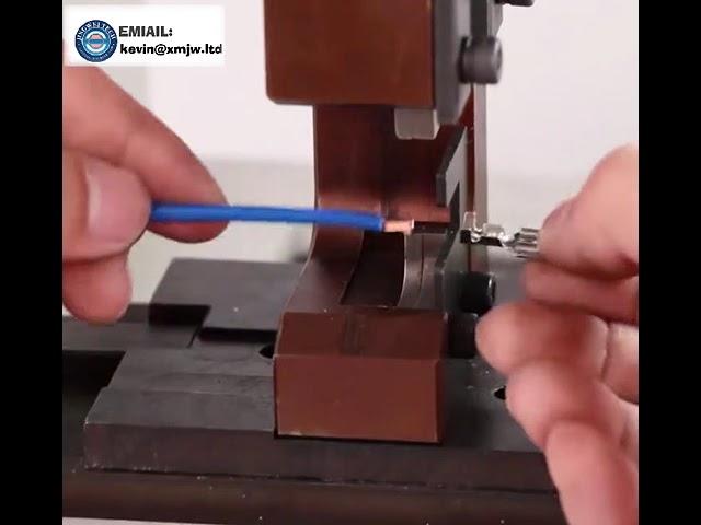 Matrices de sertissage SM VH3-96 & ZH1-25 – Lames de précision pour sertisseuses automatiques