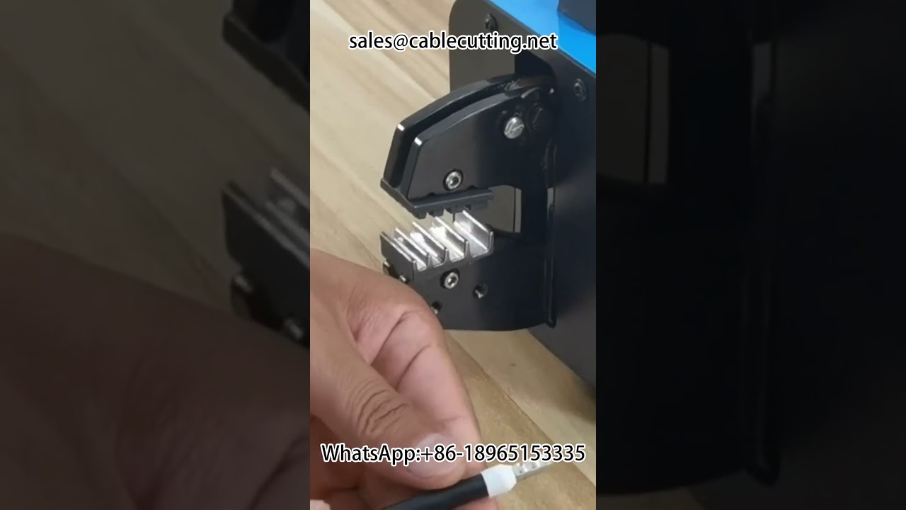 Pince à sertir pneumatique pour embouts tubulaires - Sertissage rapide et fiable