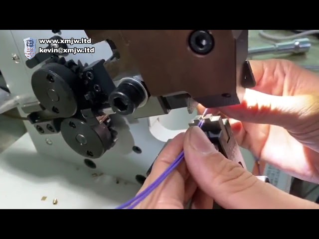 Machine à sertir les bornes en cuivre 40T ultra silencieuse avec technologie de conversion de fréquence
