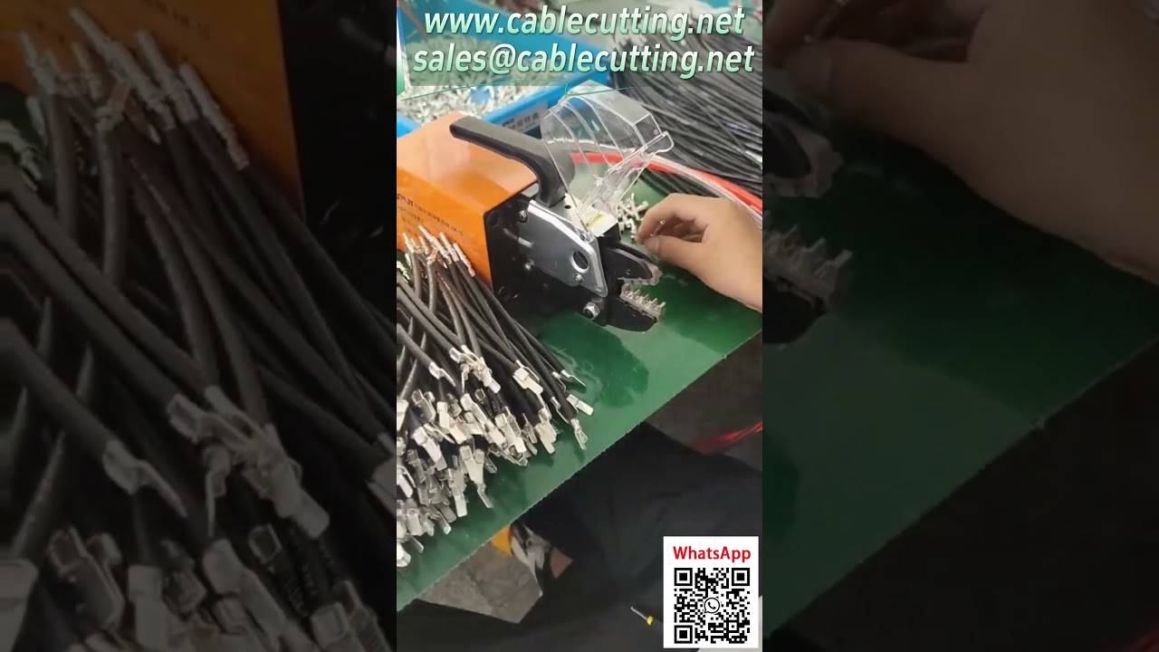 Pince à sertir pneumatique AM 10 : démonstration en conditions réelles en usine