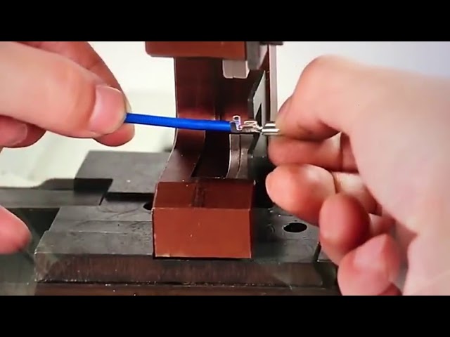 Moule OTP personnalisable pour applicateur de terminal – Matrices de sertissage horizontales et verticales