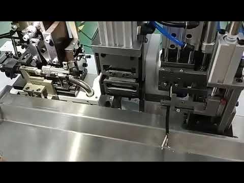 Machine à sertir automatique : Sertissage rapide et fiable