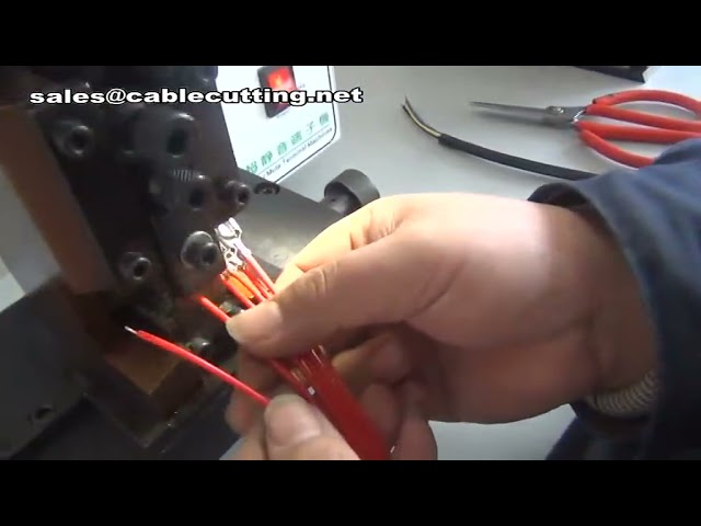 Outils de sertissage pour cosses de câbles : pinces et machines professionnelles