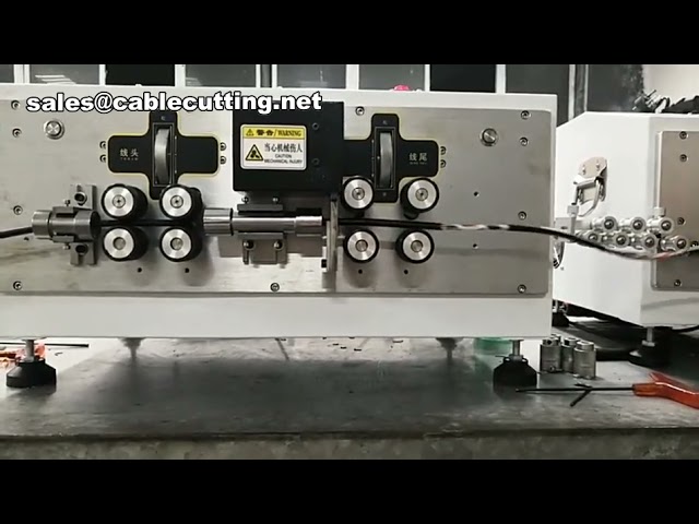 Machine à dénuder les fils électriques haute performance – Dénudeuse pour câbles nouvelle énergie et câbles BVCables