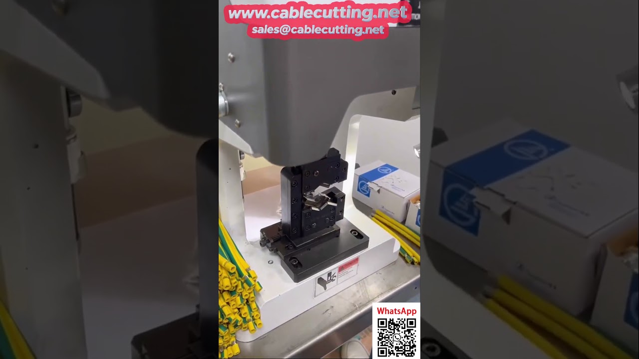 Machine de sertissage hydraulique CNC pour bornes électriques