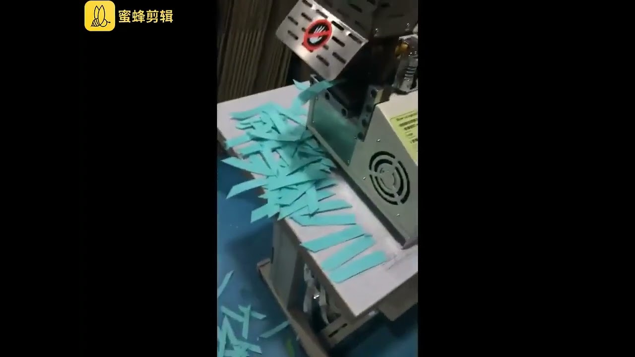 Machine de découpe automatique de tissu et ruban LY - Écran LCD, couteau chaud/froid pour tubes et fermetures éclair, découpe par rétraction thermique
