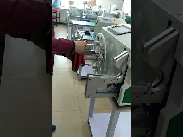 Machine à enrouler et cercler les gros câbles WPM 212L - Bobineuse industrielle