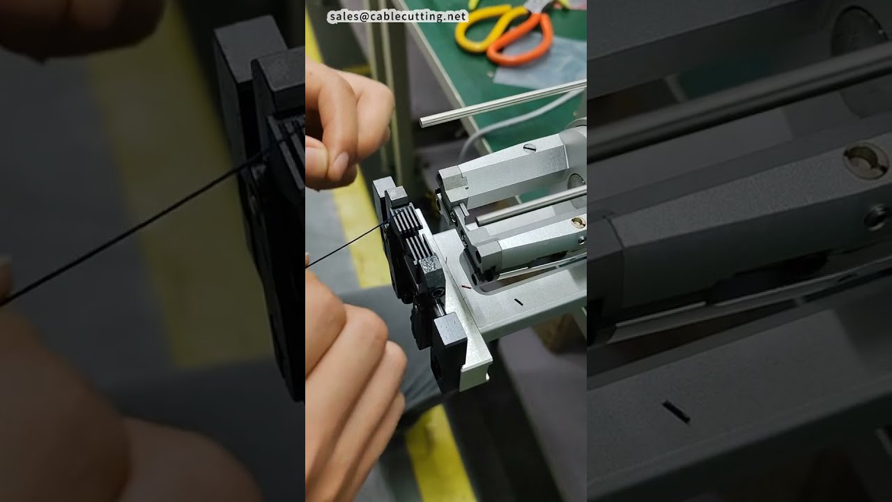 Machine à dénuder les câbles coaxiaux : démonstration 3 couches pour fils fins | #usine #machine