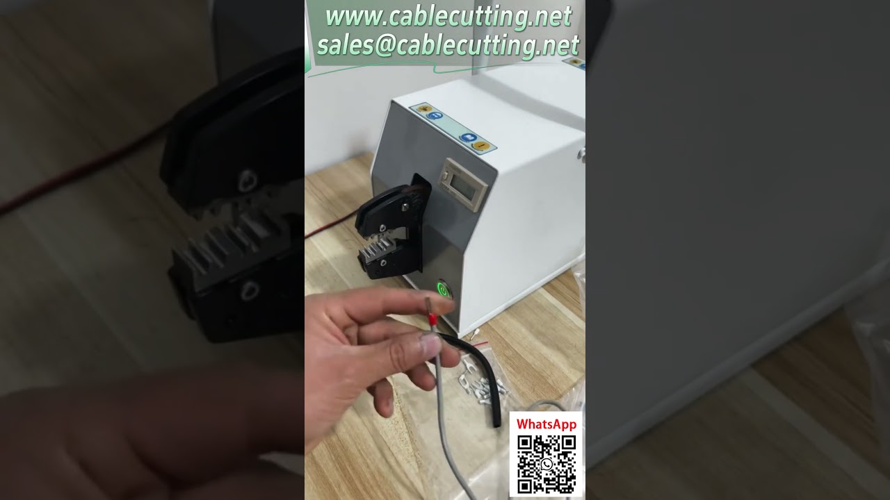 Machine à sertir électrique avec moules personnalisés pour cosses tubulaires et nues – Outil professionnel