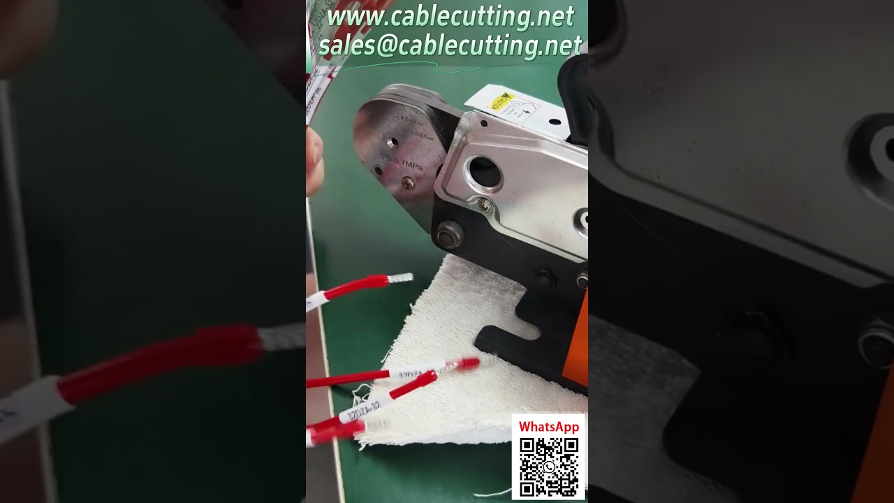 Machine à sertir les cosses tubulaires AM-6-4 pneumatique – 0,25 à 10 mm², réglable 4/6 côtés avec plaque de positionnement