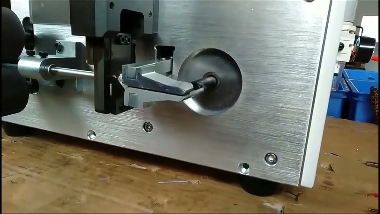 Machine automatique de coupe, dénudage et cintrage de fils | Cutter à fil industriel