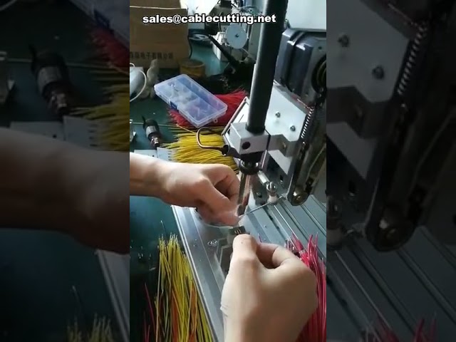 Machine de soudage pour connecteurs de micro-interrupteurs semi-automatique - Équipement de soudage de fils industriels