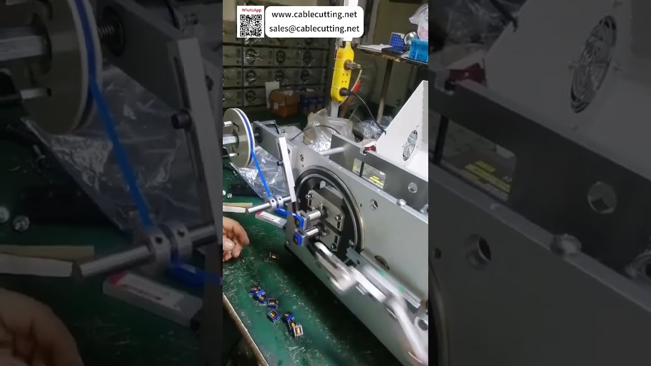 Machine semi-automatique à ruban adhésif pour le traitement des coques de chargeur, bobines et dissipateurs thermiques