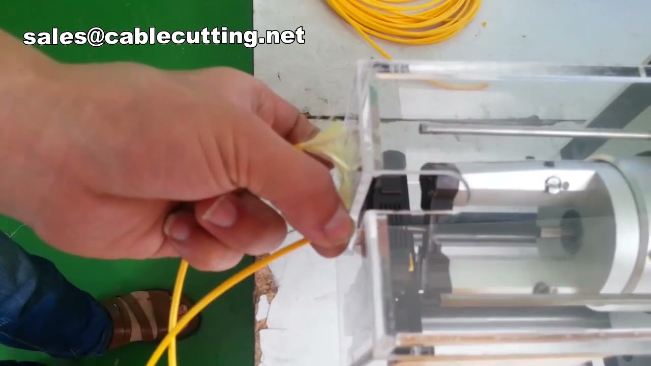 Machine de dénudage et fabrication de câbles coaxiaux – Haute précision pour micro-câbles