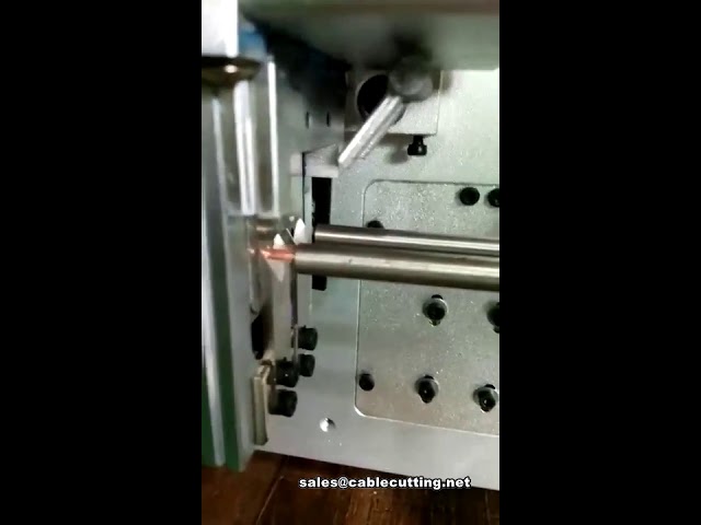 Machine automatique de coupe et dénudage de fil de cuivre – Performances industrielles