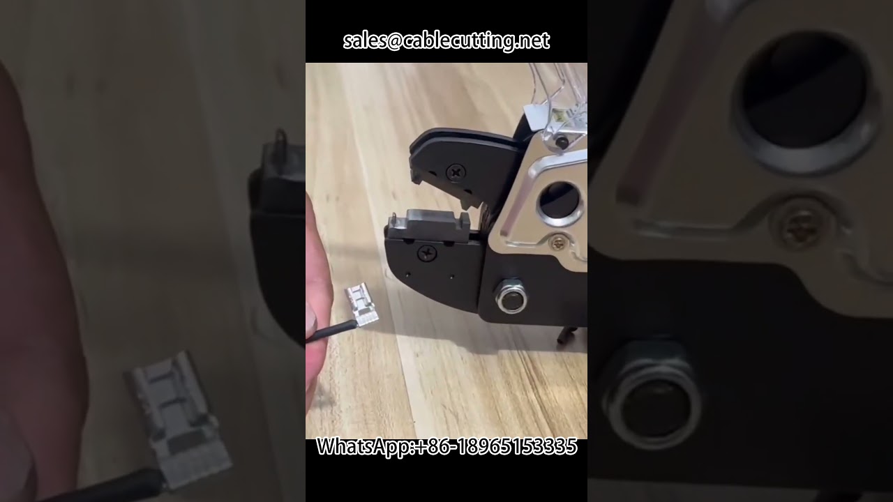 Machine à sertir les embouts façonnés avec moules sur mesure #machine #sertissagecâbles #automobile #bricolage
