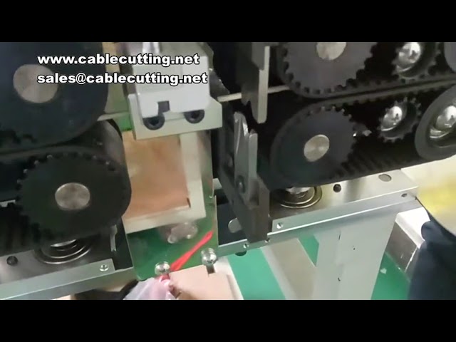 Machine à dénuder les câbles coaxiaux, pelage rotatif multi-section pour fils haute température en silicone