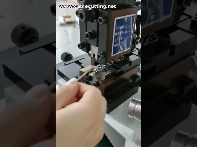 Machine à Crimper Automatique | Sertisseuse de Terminaux Haute Performance