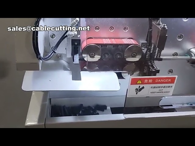 Machine à dénuder les fils carrés grande taille – Découpe, dénudage et sertissage industriels