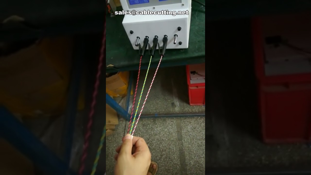 Machine à torsader à haute vitesse avec double pince - Torsadage précis et rapide des fils
