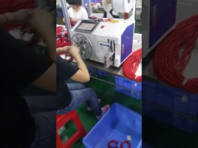 Machine à bobiner WPM 210 2 : Embobinage automatique pour fils et câbles