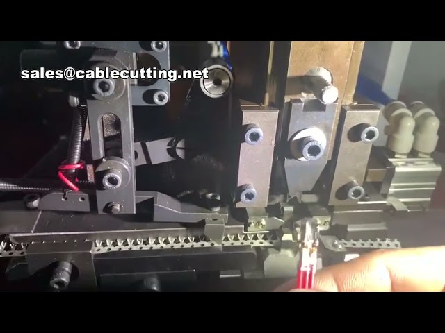 Machine automatique de dénudage et sertissage de fils - Sertisseuse terminale haute performance