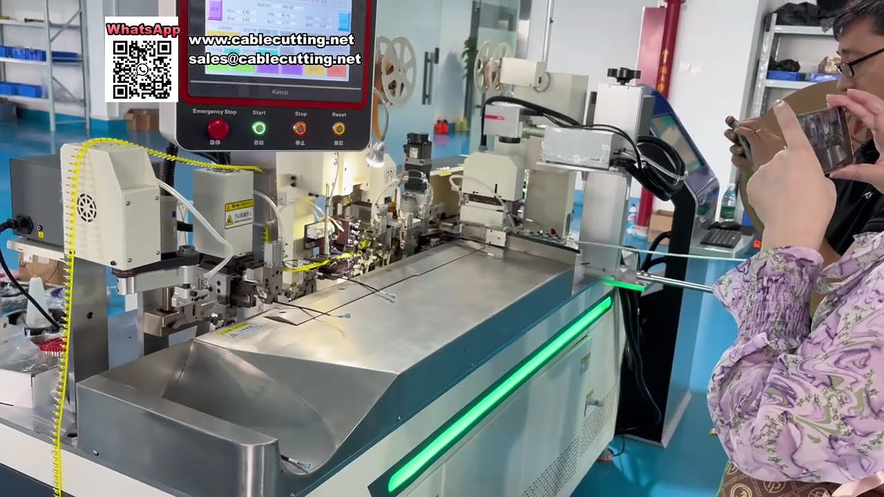 Machine automatique tout-en-un : codage laser, gaine thermorétractable et sertissage de cosses