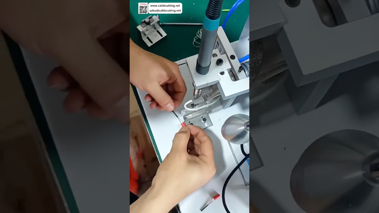 Machine à souder automatique pour fils - Haute stabilité, soudure rapide avec alimentation en étain automatique