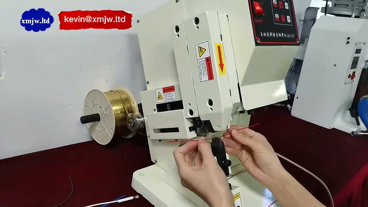 Machine à sertir les tuyaux et câbles : ruban cuivre pour connexion fiable