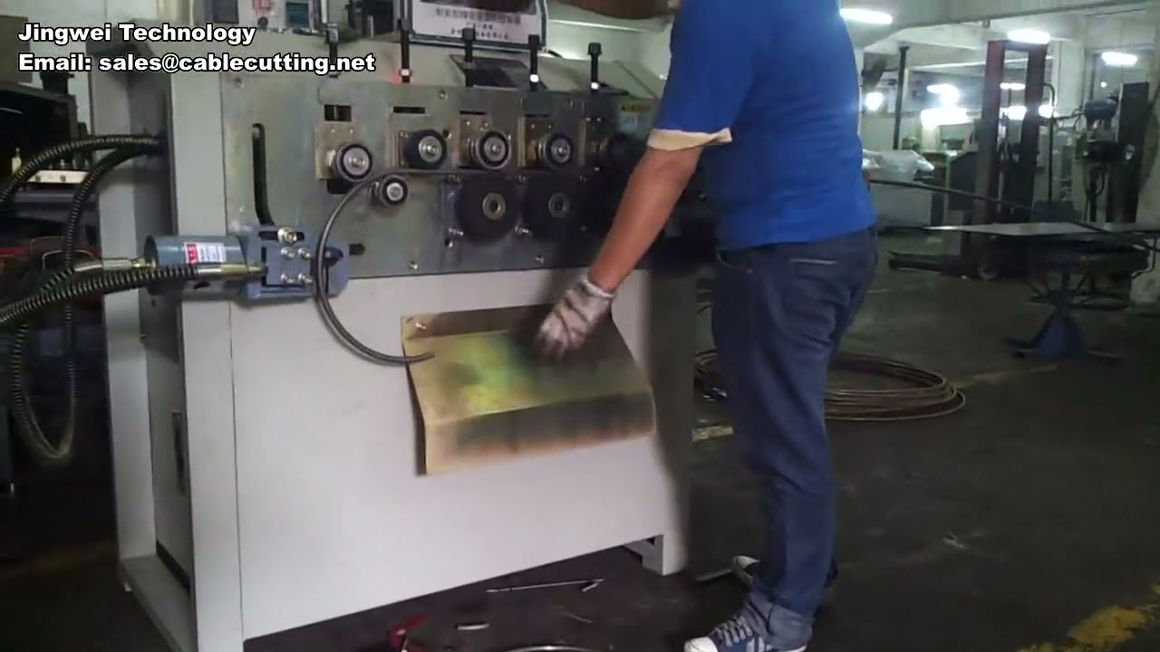 Machine à cercler horizontale 3x30 pour acier plat - Fabrication de précision