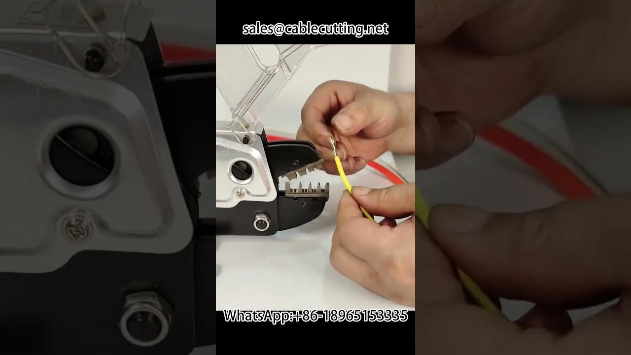Pince à sertir pneumatique : changez le moule pour sertir différents types de cosses