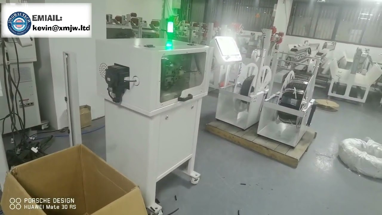 Machine de découpe de tubes et tuyaux servo 2,0 kW haute vitesse - Polyvalente et précise