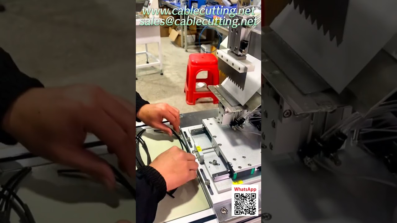 Machine de pliage et d'application de mousse éponge - Automatisation industrielle