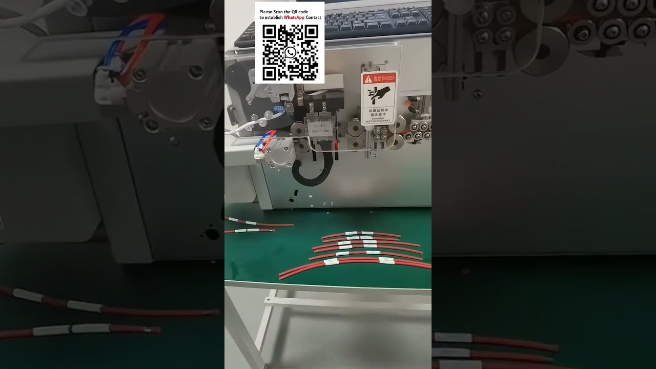 Machine automatique de coupe, dénudage, marquage et insertion de tubes numérotés