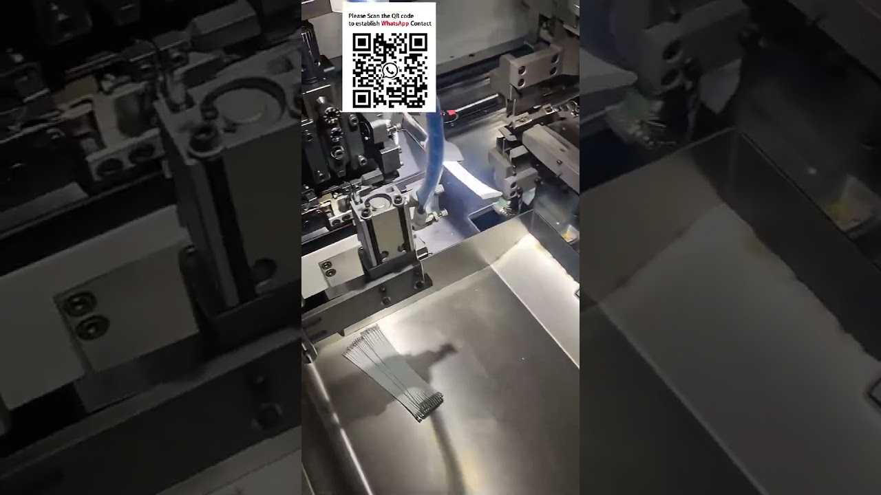 Machine à sertir les câbles rubans automatique double extrémité - Sépare, dénude, retourne et sertit