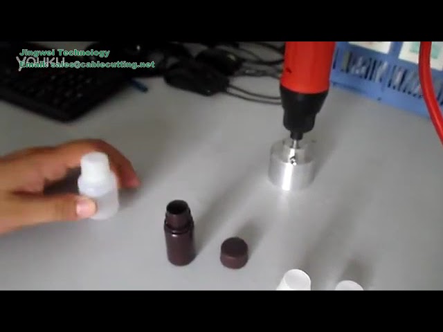 Machine à capsuler manuelle X01 pour bouteilles plastiques - Bouchage fiable